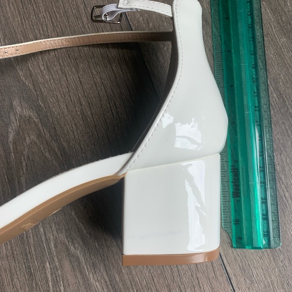 White Ankle Straps Low Chunky Heels Sandals NWOT - Picture 5 of 5